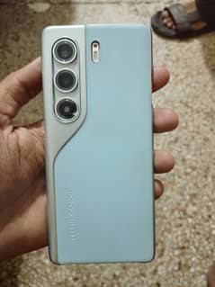 Tecno Camon 40 Pro
