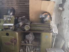 lathe machine 4ft sath dakh chak ha