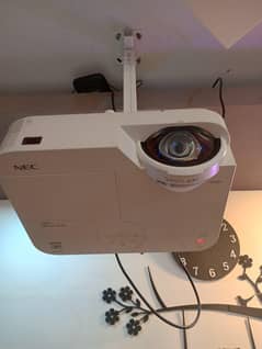 NEC Full HD with 4K mi smart tv box 3D projector
