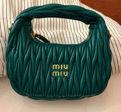 MIU MIU TRENDING BAG