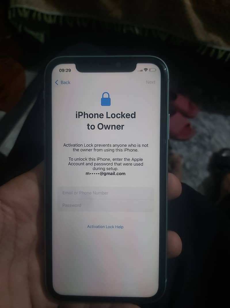 iphone 11 locked icloud