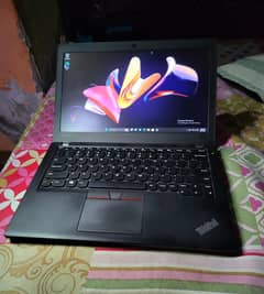 Lenovo i5 7th gen x270 4/128gb ssd thinkpad for sale