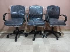 Offisys Master Chairs Available