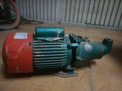 Powerful suction water pump