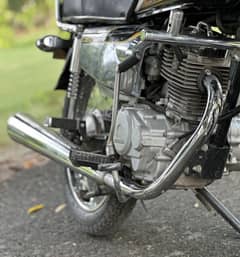 Honda 125 silencer. Silver  (KYH SC)