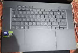 ASUS ROG Zephyrus G16 2024 Core Ultra 9 185H, 16GB/1TB, RTX 4070)