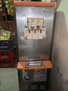 Ice cream machine