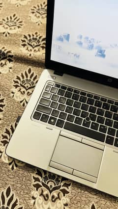 HP ELITEBOOK 840 G2 | intel i5, 5th Gen | 12GB 256GB