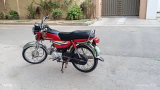 honda cd 70 2015 model total orgainal jest buy and drive first handed