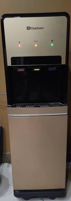 Dawlance Water Dispenser With Refrigerator