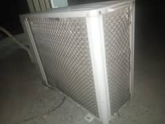 1.5 Tonn Inverter AC for Sale