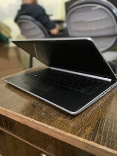 HP laptop (condition like new)
