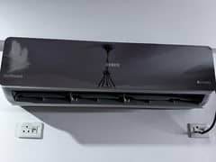 2 Ton Ultron SUPER eComfort Mirror Black DC Inverter
