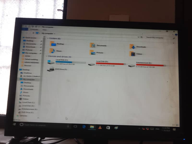 used computer with wooferr set 1