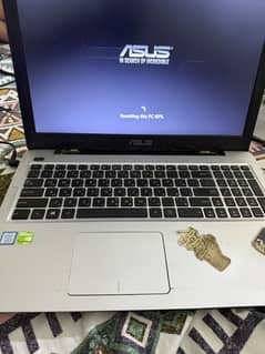 Asus
