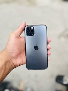 Iphone 11 pro with box