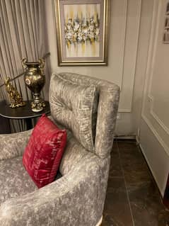 COFFEE CHAIR AND TABLE SET