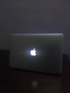 Macbook Pro (Retina, 15-inch, Mid 2015)