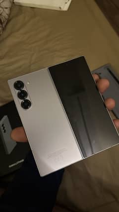 Samsung Galaxy Fold 6 12/256gb Physical Dual Factory Unlocked Non PTA