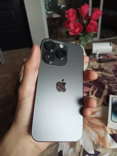Iphone 14 pro jv 10/10 with box