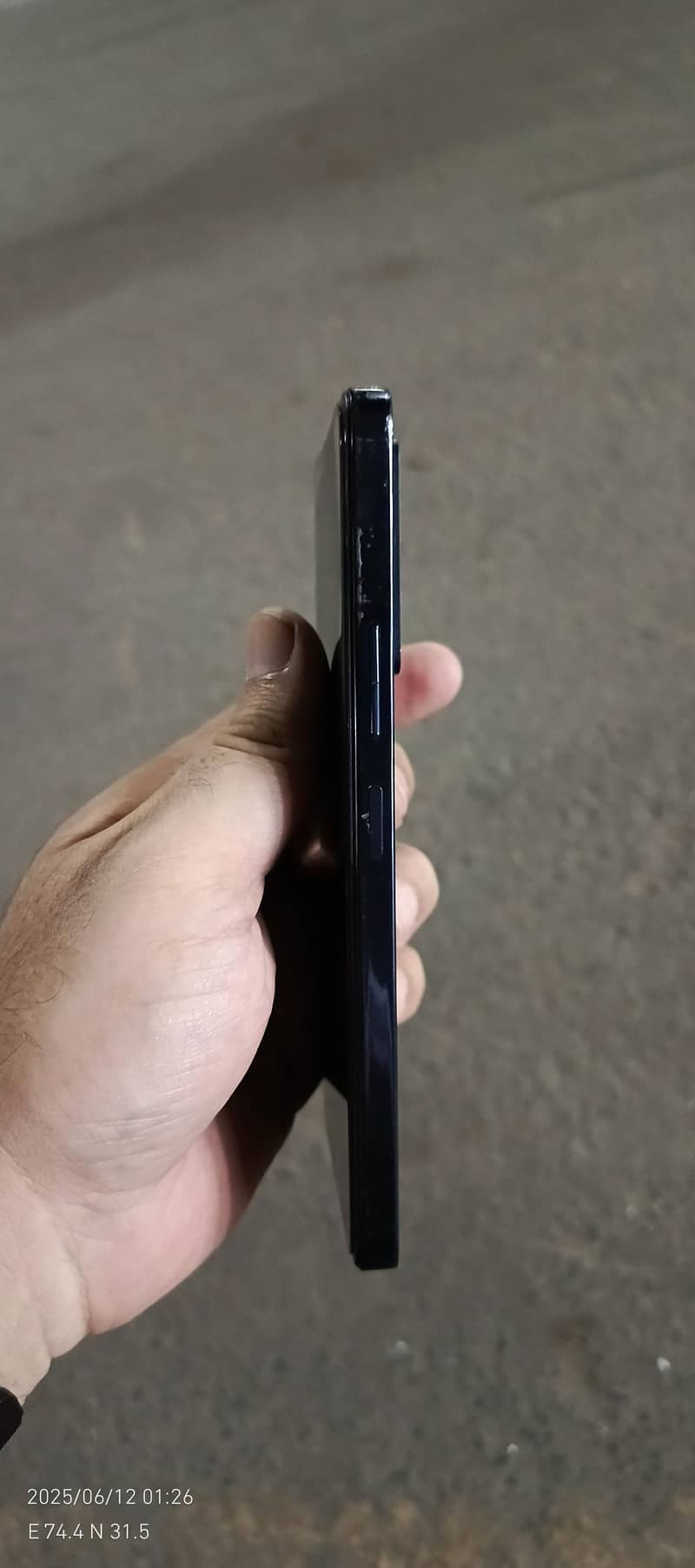 infinix note 30 pro with wrls chrgr complete box 10/10 condition 8/256 1