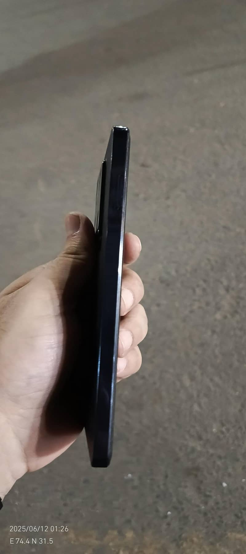 infinix note 30 pro with wrls chrgr complete box 10/10 condition 8/256 2