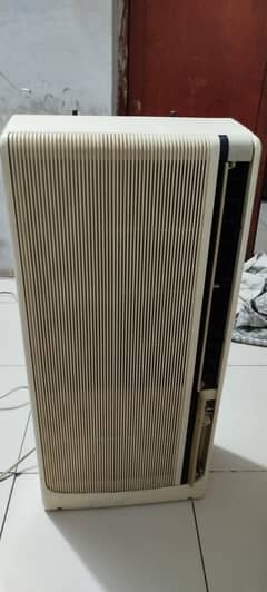 portable AC low consumption with supply