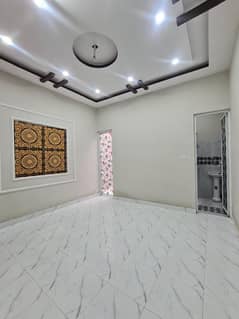 10 Marla Independent House Available For Rent