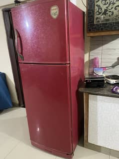 Singer Geniune full size fridge in Execellent Condition