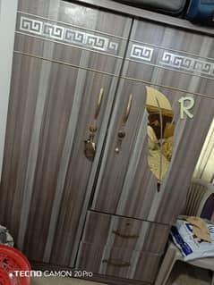 Almari wood
