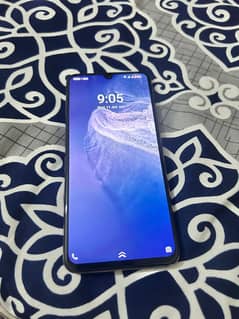 vivo v2066 8gb +4gb  128 gb only set price is 36 power button hard ha
