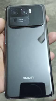mi 11 ultra 12+4/256Gb M2102K1G GLOBAL model