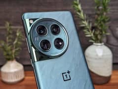 one plus 12 brand new condition 16GB 512GB Snapdragon gen 3 complete