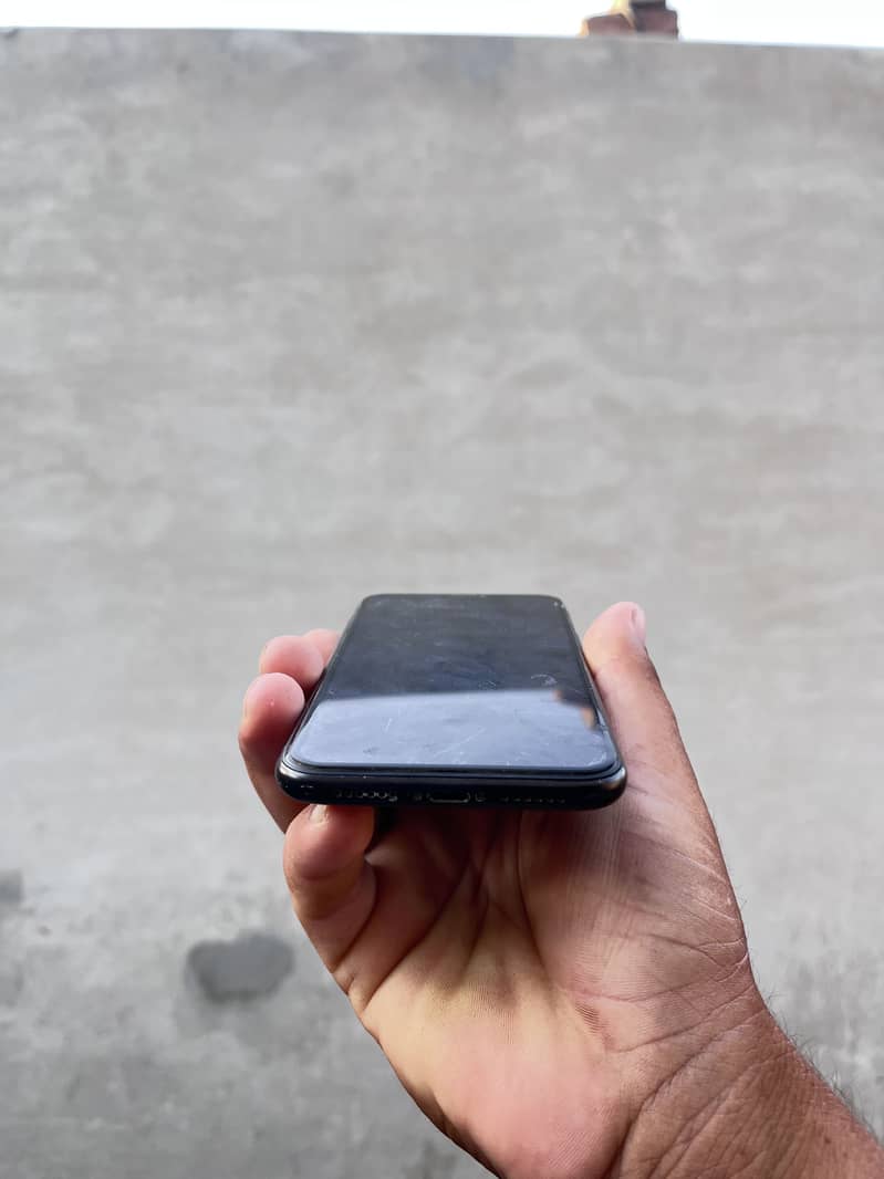 iPhone XR factory unlock read description Exchange possible 1