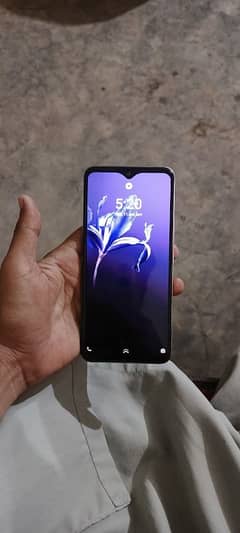 ViVo V21
