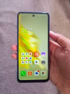 Tecno spark 20 8+8/256