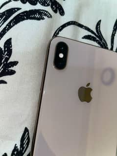 apple iphone Xs max with box watar paik 03407391325