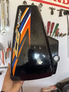 CG 125 Fuel tank set 2018 genuine minor dent ha just price in final