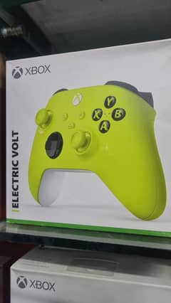 MICROSOFT XBOX SERIES X|S ELECTRIC VOLT OFFICIAL WIRELESS CONTROLLER
