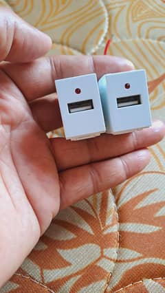 5v board plug phone chager