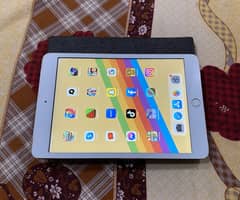 iPad Mini 3 Golden Colour 8/10
