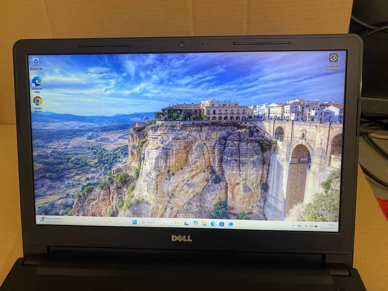 Dell Vostro 15-3568 Laptop Core i3 7th Generation PC 1