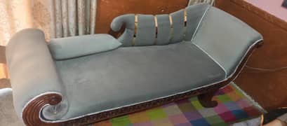 3 seater dewan
