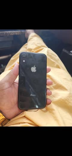 I Phone XR Factory Unlock Waterpark  64 GB