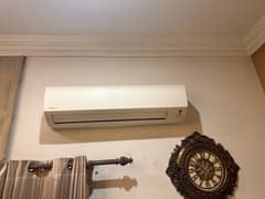 2 Daiken non inverter split ACs for urgent sale