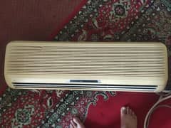 LG 1 Ton split AC