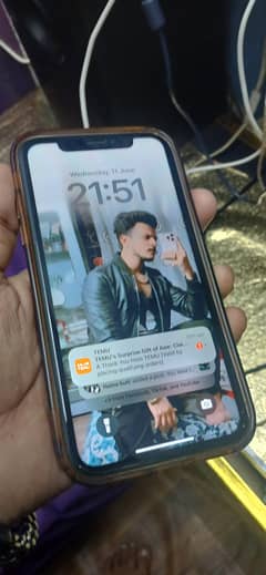 iphone xr converted iphone 16 pro max
