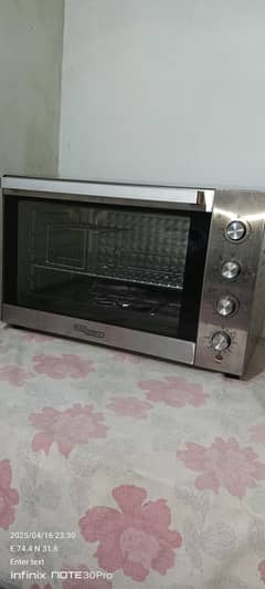 10 by 10 condition new new condition and rosted Oman