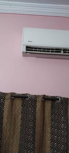 1 Ton Air Conditioner for Sale