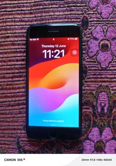 Iphone se3 2022 with box